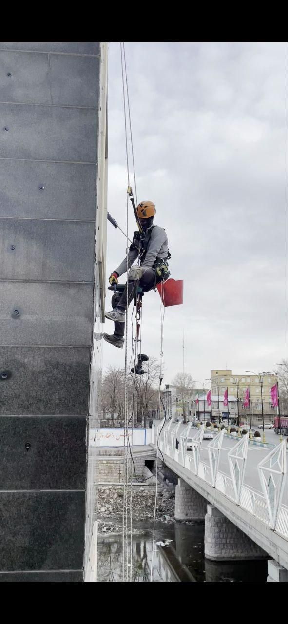 خدمات کار در ارتفاع بدون داربست|خدمات پیشه و مهارت|مراغه, |دیوار