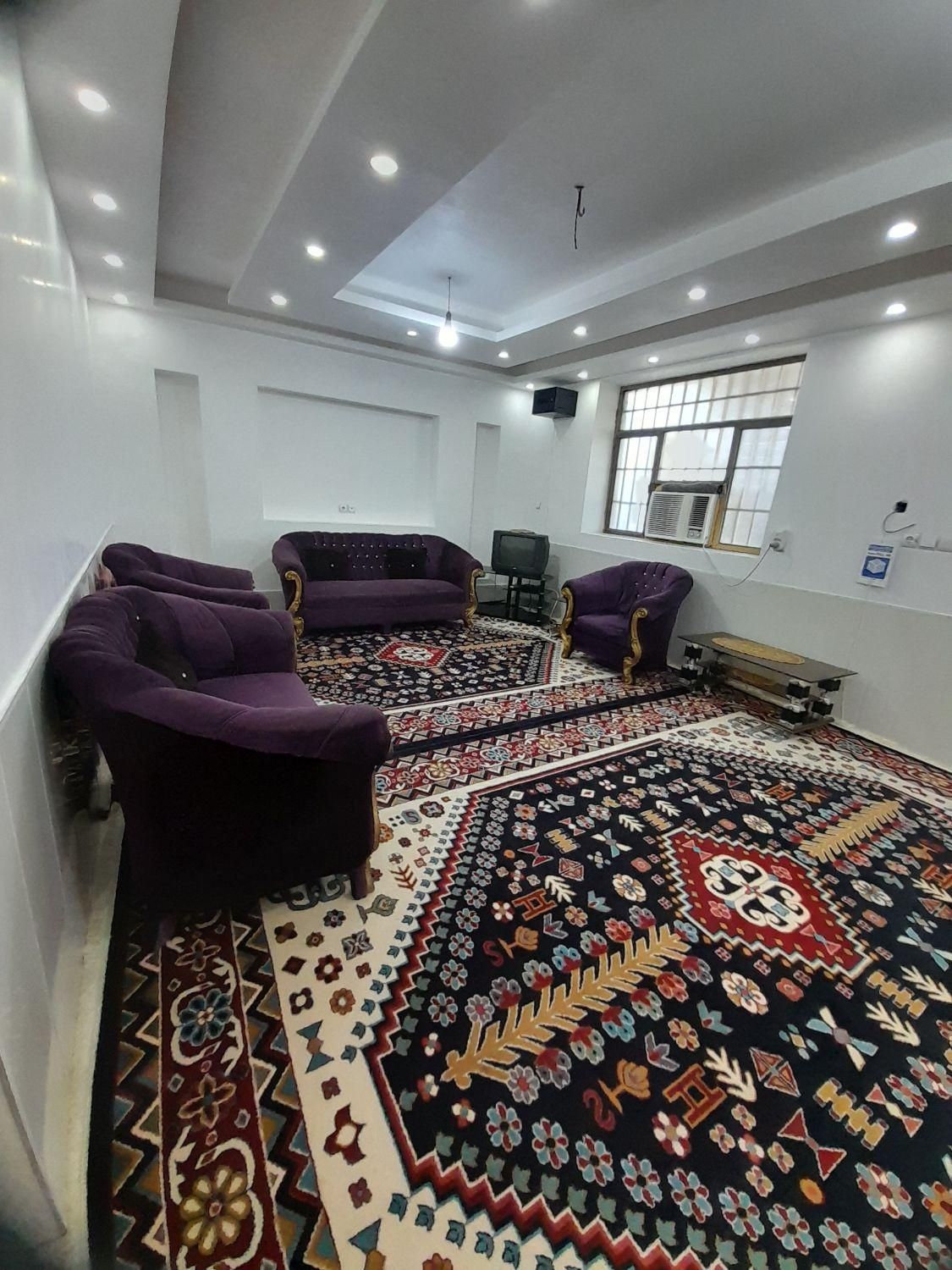 اجاره روزانه/هفتگی/ماهانه آپارتمان ۱۲۰ متری|اجارهٔ کوتاه‌مدت آپارتمان و سوئیت|بندرعباس, |دیوار