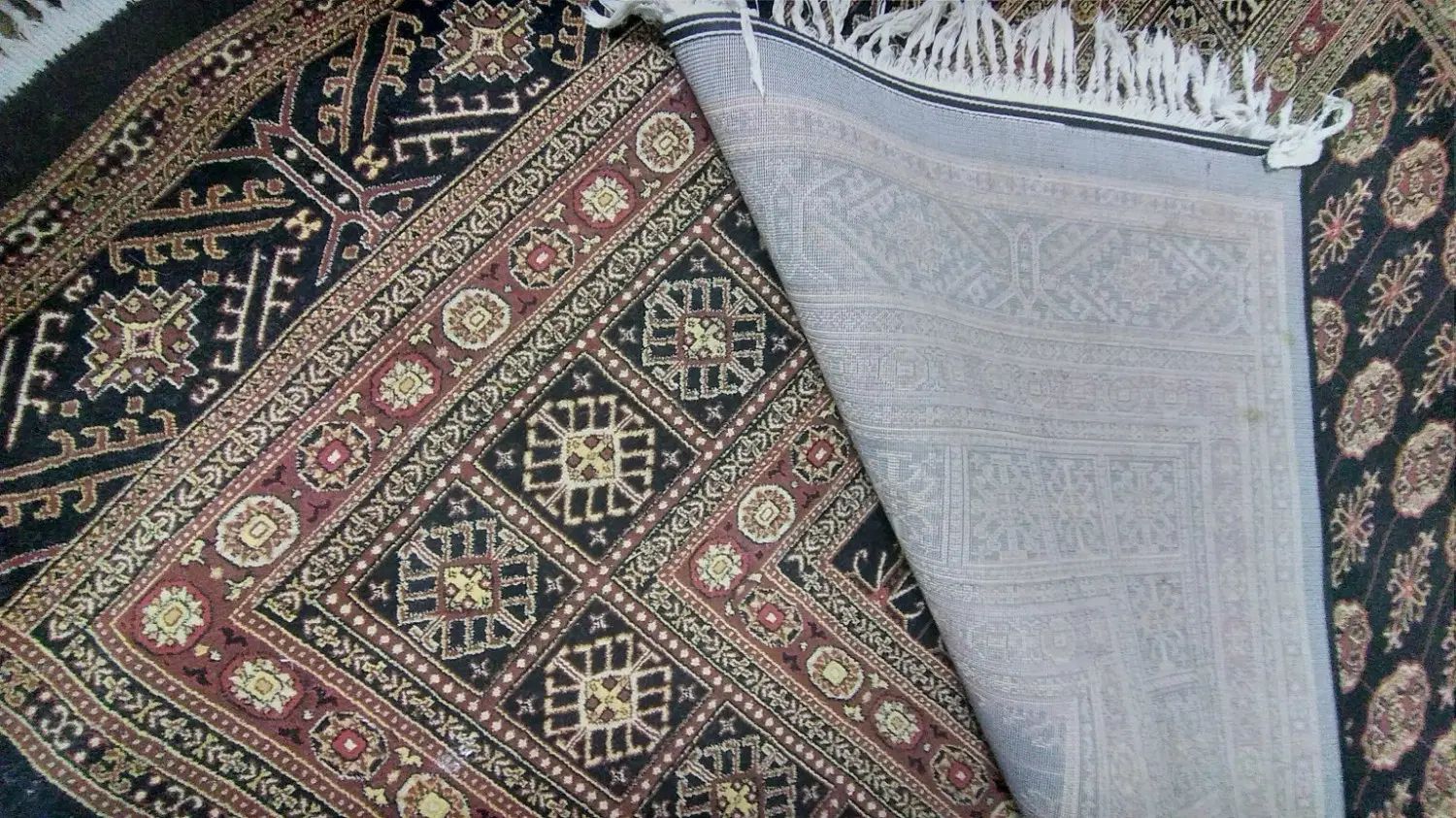 فرش با طرح یکسان، ۲ در ۳ و کوچکتر یک و نیم در ۲|فرش|مشهد, موسوی قوچانی|دیوار