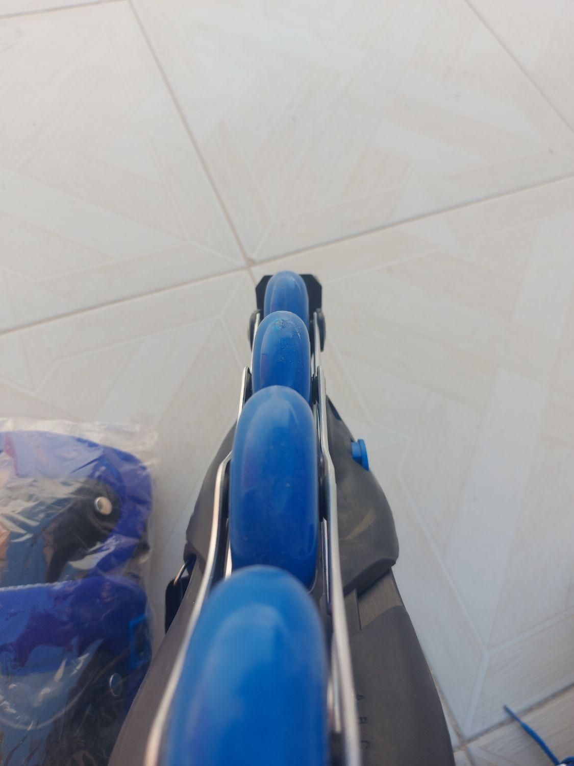 اسکیت-کفش چرخدار|دوچرخه، اسکیت، اسکوتر|لار, |دیوار