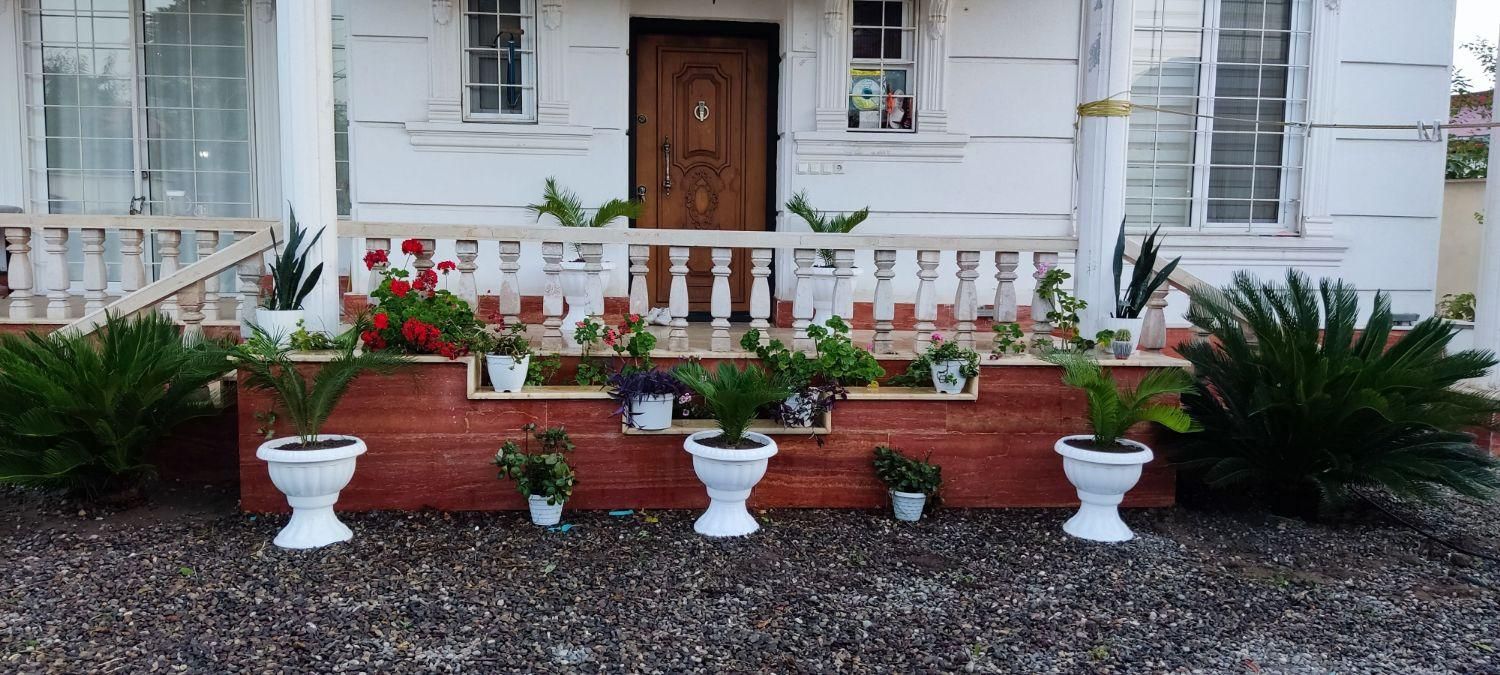 باغبانی علف زنی سمپاشی کود شخم کاشت نهال چاله کنی|خدمات باغبانی و درختکاری|رودسر, |دیوار