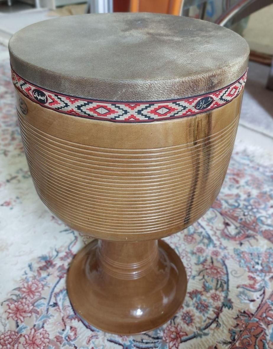 تنبک یک تکه گردو دهنه ۲۷|درام و پرکاشن|تهران, وردآورد|دیوار