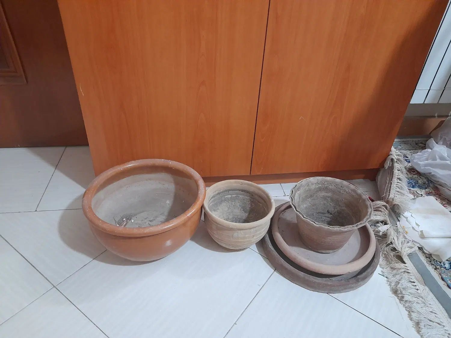 تخت خواب  و میز تحریر و میز آرایشی  و غیره حراج|تخت و سرویس خواب|اصفهان, ملک‌شهر|دیوار