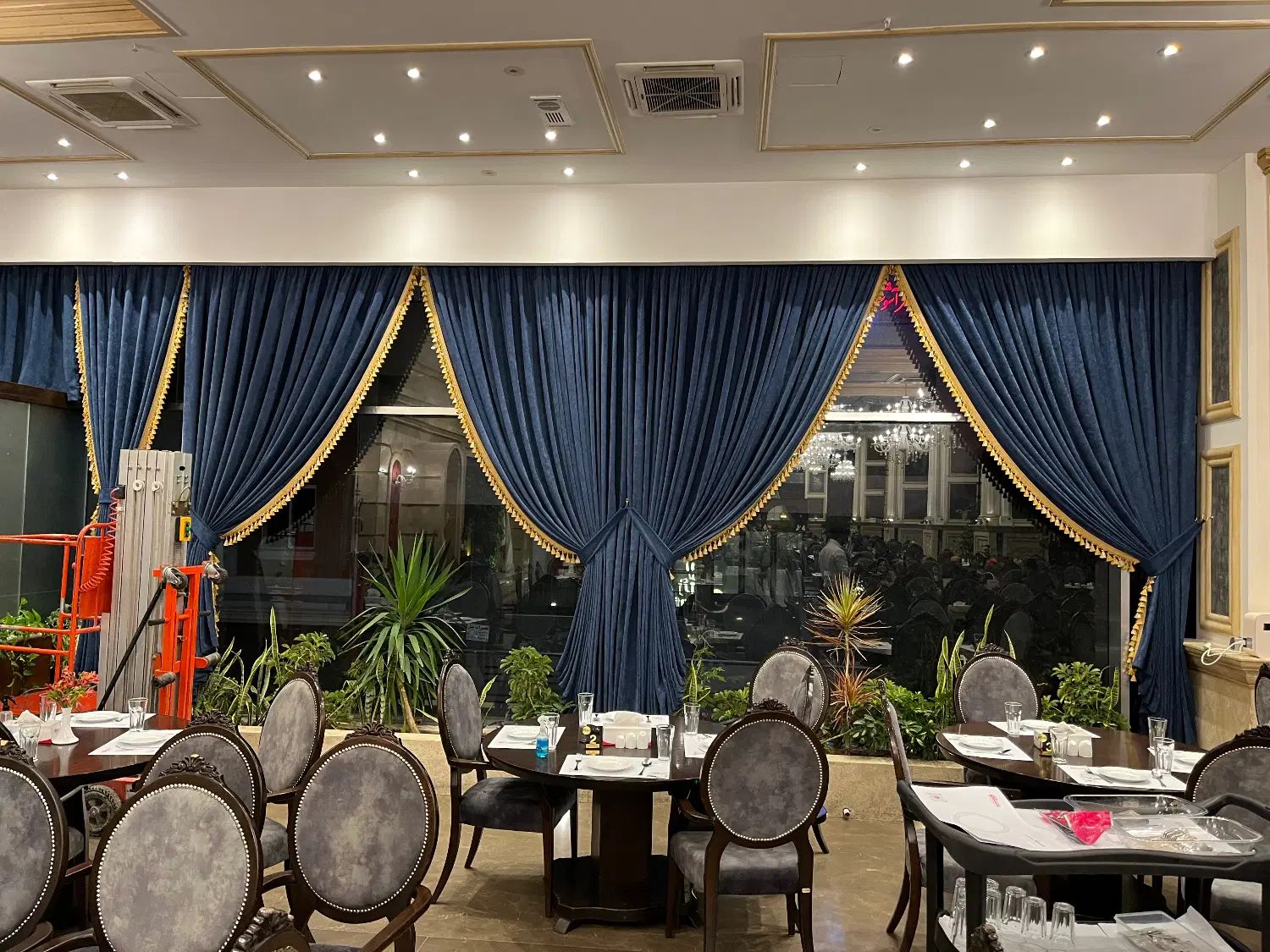 استخدام نیروی باانگیزه برای دوخت  و نصب پرده|استخدام صنعتی، فنی، مهندسی|تهران, مینی‌سیتی (شهرک نفت)|دیوار