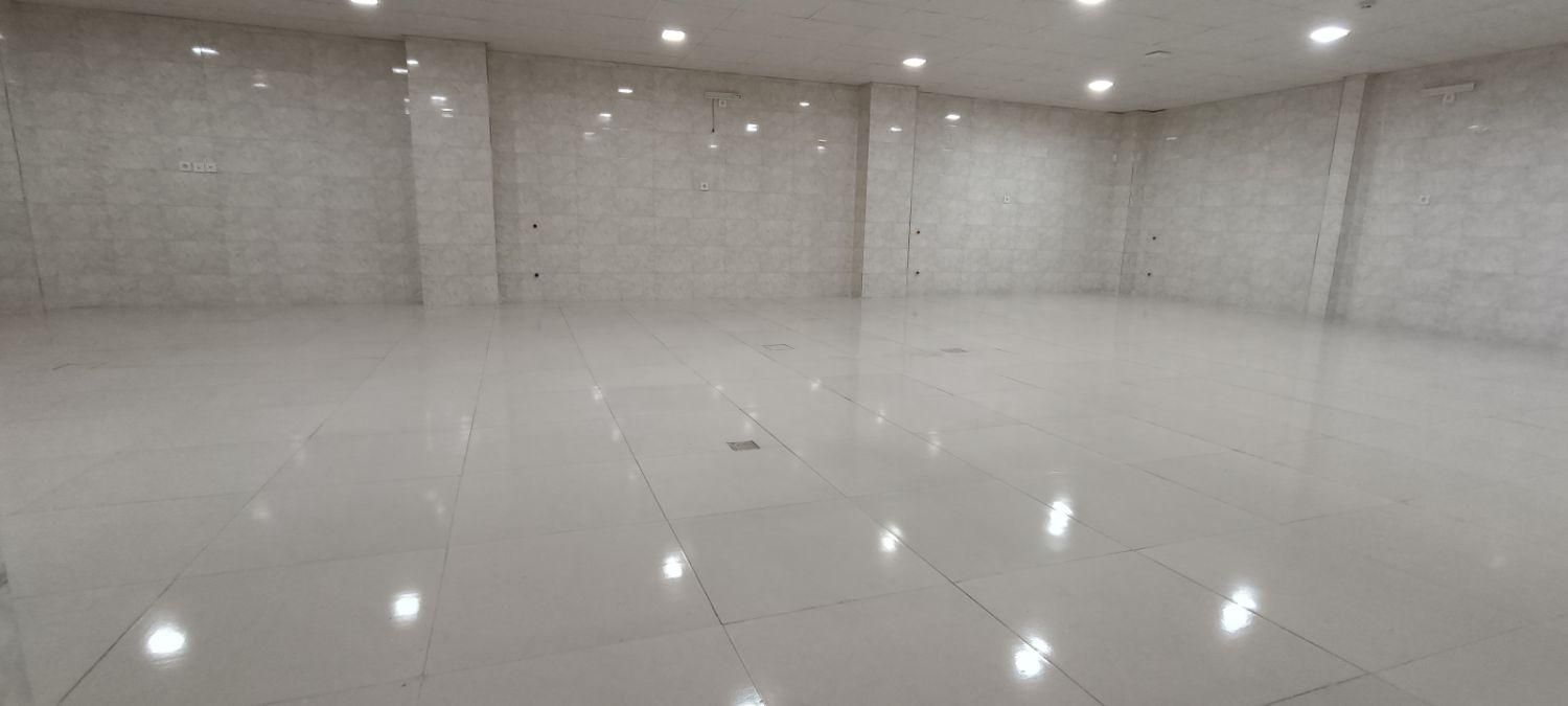 اجاره زیرزمین ۱۱۰ متری در بر خیابان اصلی ۳۵ متری|اجارهٔ مغازه و غرفه|تبریز, |دیوار