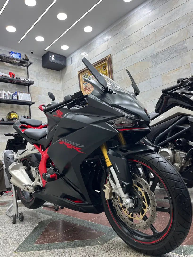 هوندا CBR 250RR درحد خشک فول ABS قاتل ZX25|موتورسیکلت|تهران, منیریه|دیوار
