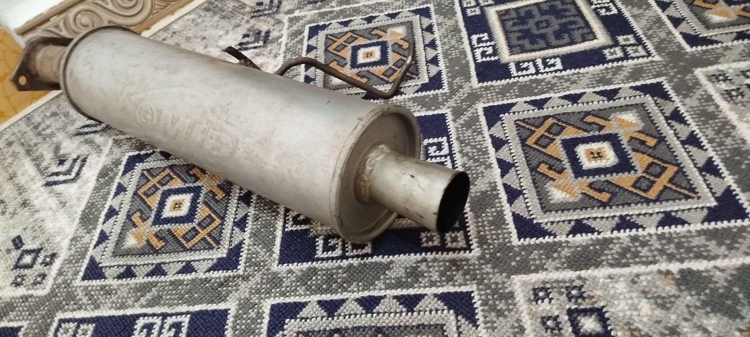 منبع اگزوز 106|قطعات یدکی و لوازم جانبی|رشت, عینک|دیوار
