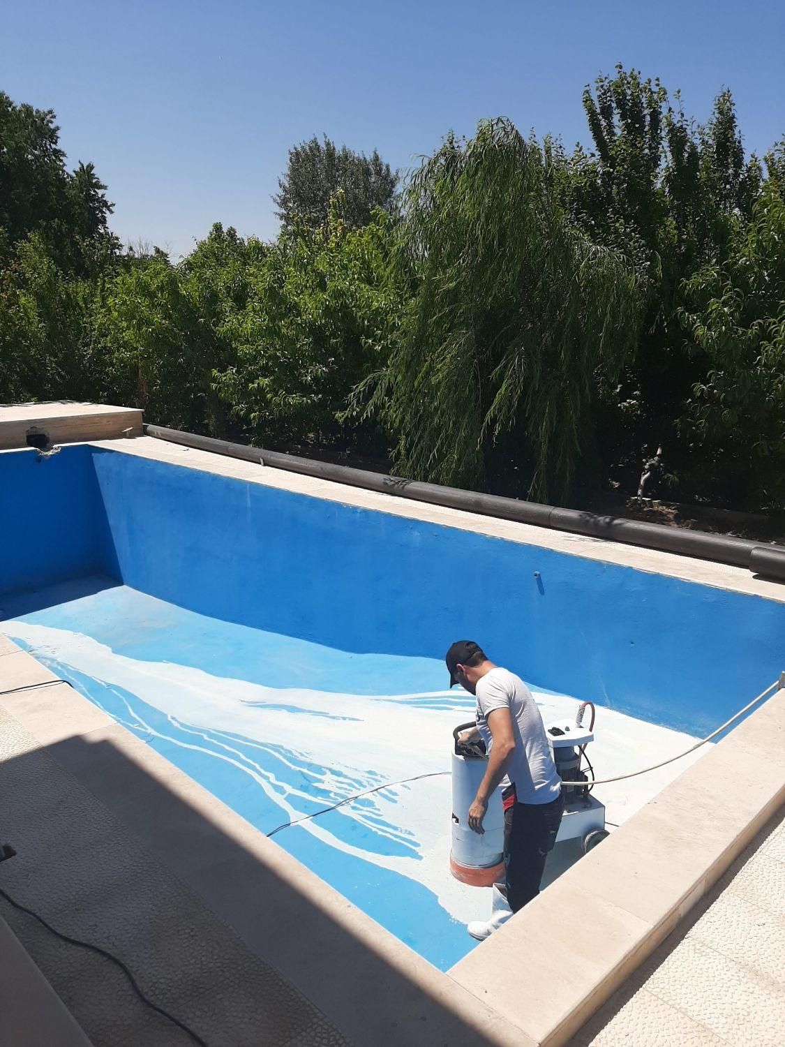 ** شستشوی تخصصی استخر و اسیدشویی حرفه‌ای    **|خدمات نظافت|ارومیه, |دیوار