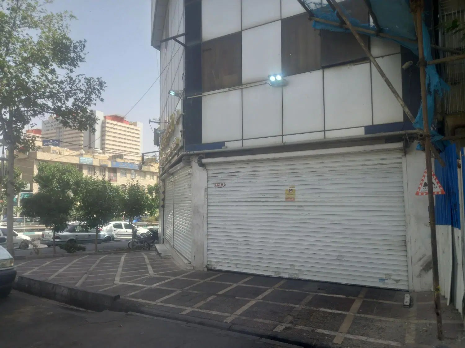 ۱۰۰متر تجاری همکف دونبش سردار جنگل|اجارهٔ مغازه و غرفه|تهران, سردارجنگل|دیوار