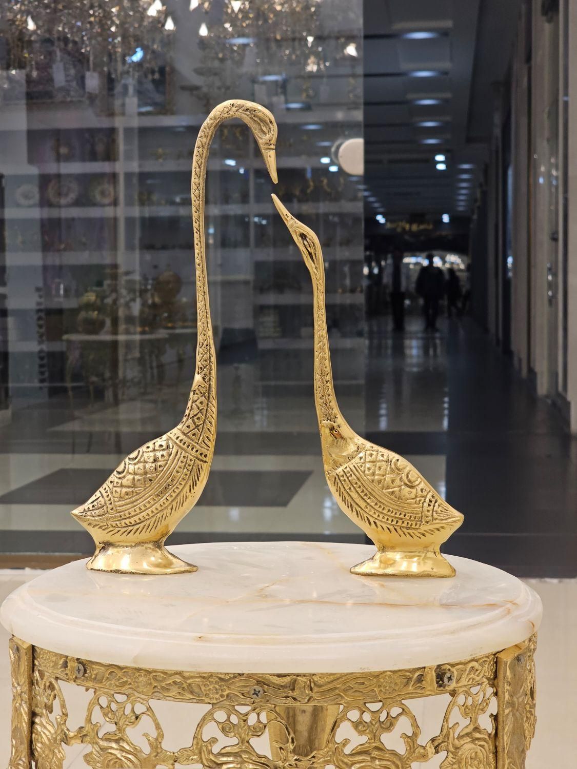 تندیس قو عاشق برنز عاشری شعبه اشراق|مجسمه، تندیس، ماکت|زنجان, |دیوار