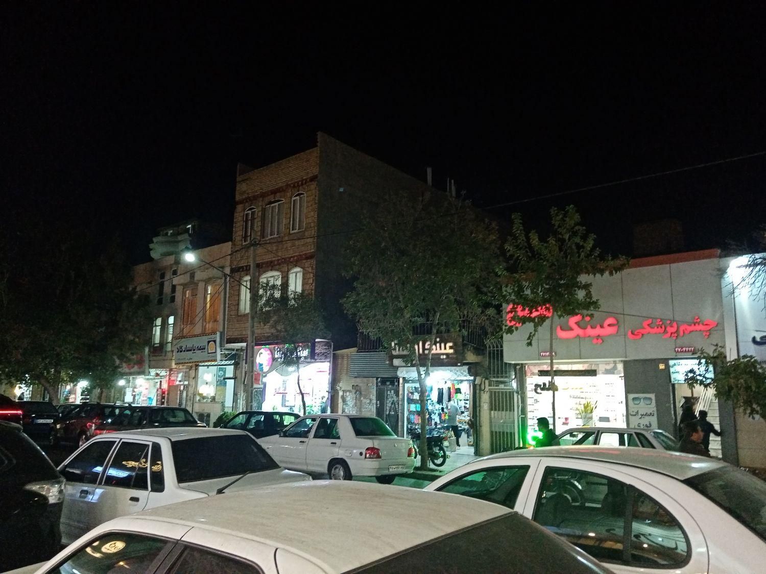 2واحد80متری مناسب اداری،مطب،ساختمان پزشکان سند دار|فروش دفتر کار، اتاق اداری، مطب|مشهد, ایثار|دیوار