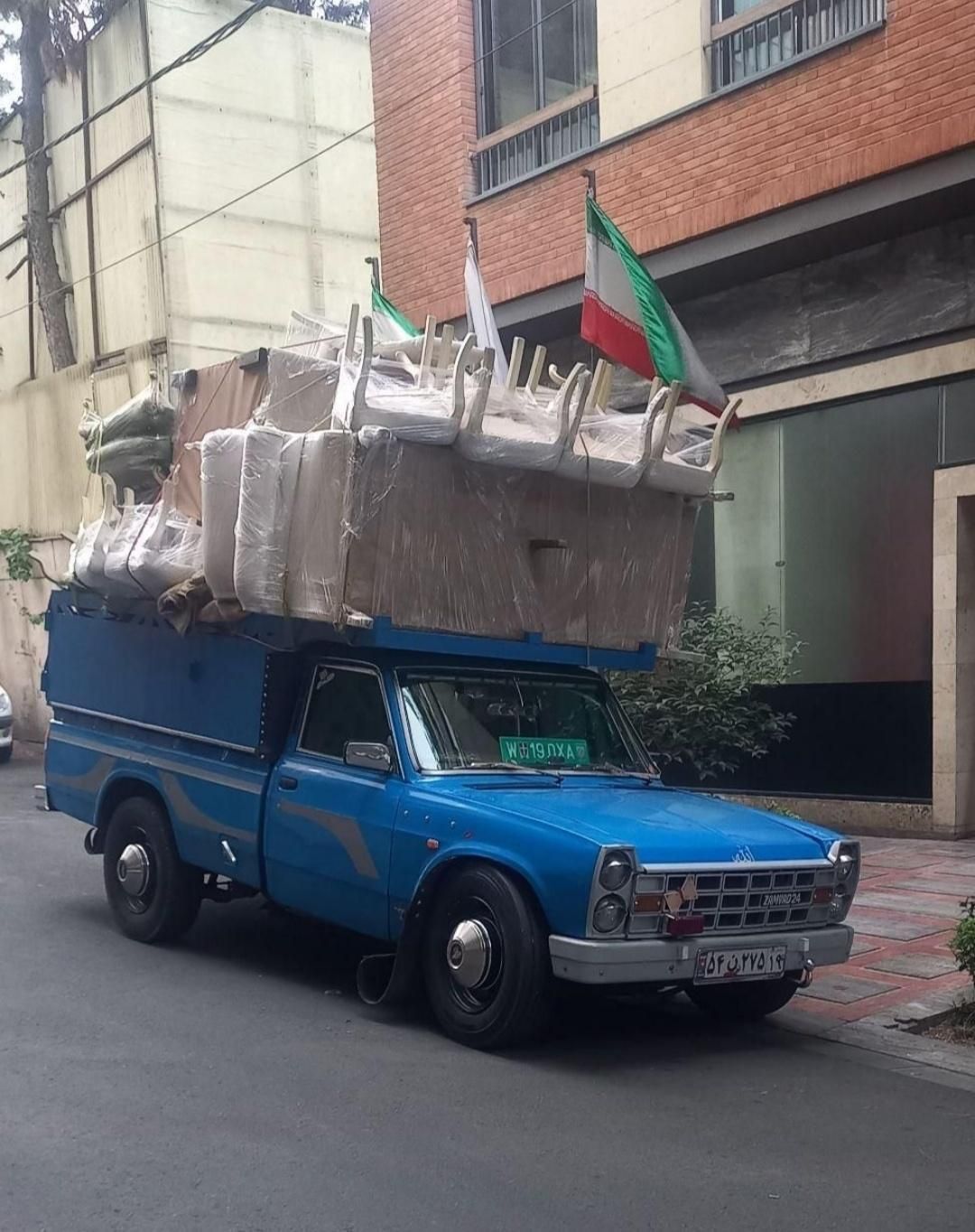 باربری نیسان اثاث کالا تره بار کل کشور+کارگر مناسب|خدمات حمل و نقل|بروجرد, |دیوار