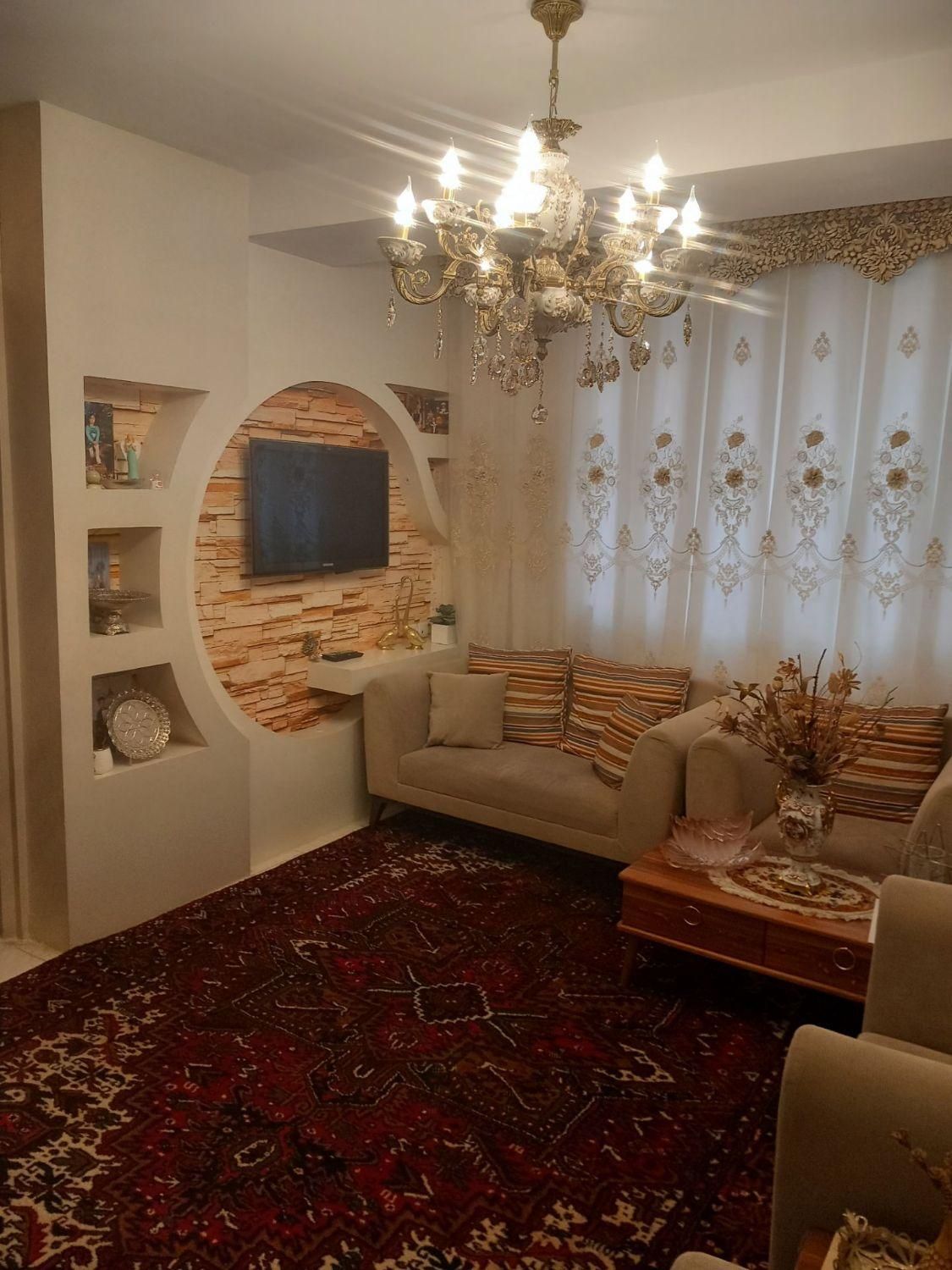فروش آپارتمان ۶۰ متری ۱ خوابه اندیشه نیاوران|فروش آپارتمان|تبریز, |دیوار