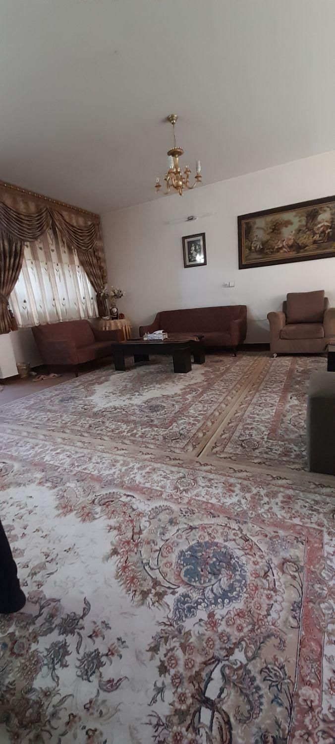 فروش منزل ویلایی ۲۷۵ متری بانک استان (کوی گلستان)|فروش خانه و ویلا|شاهین‌شهر, اقبال لاهوری|دیوار