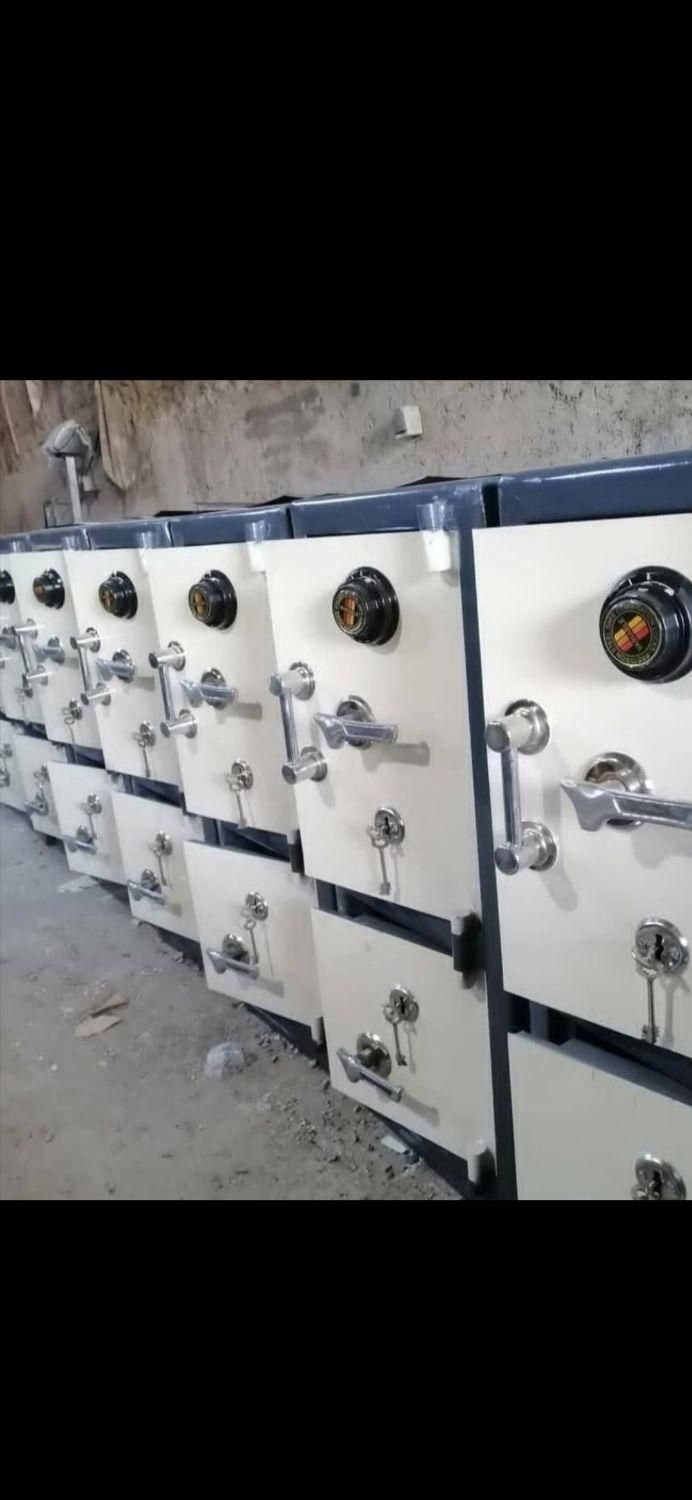 گاوصندوق|ابزارآلات|آبیک, |دیوار