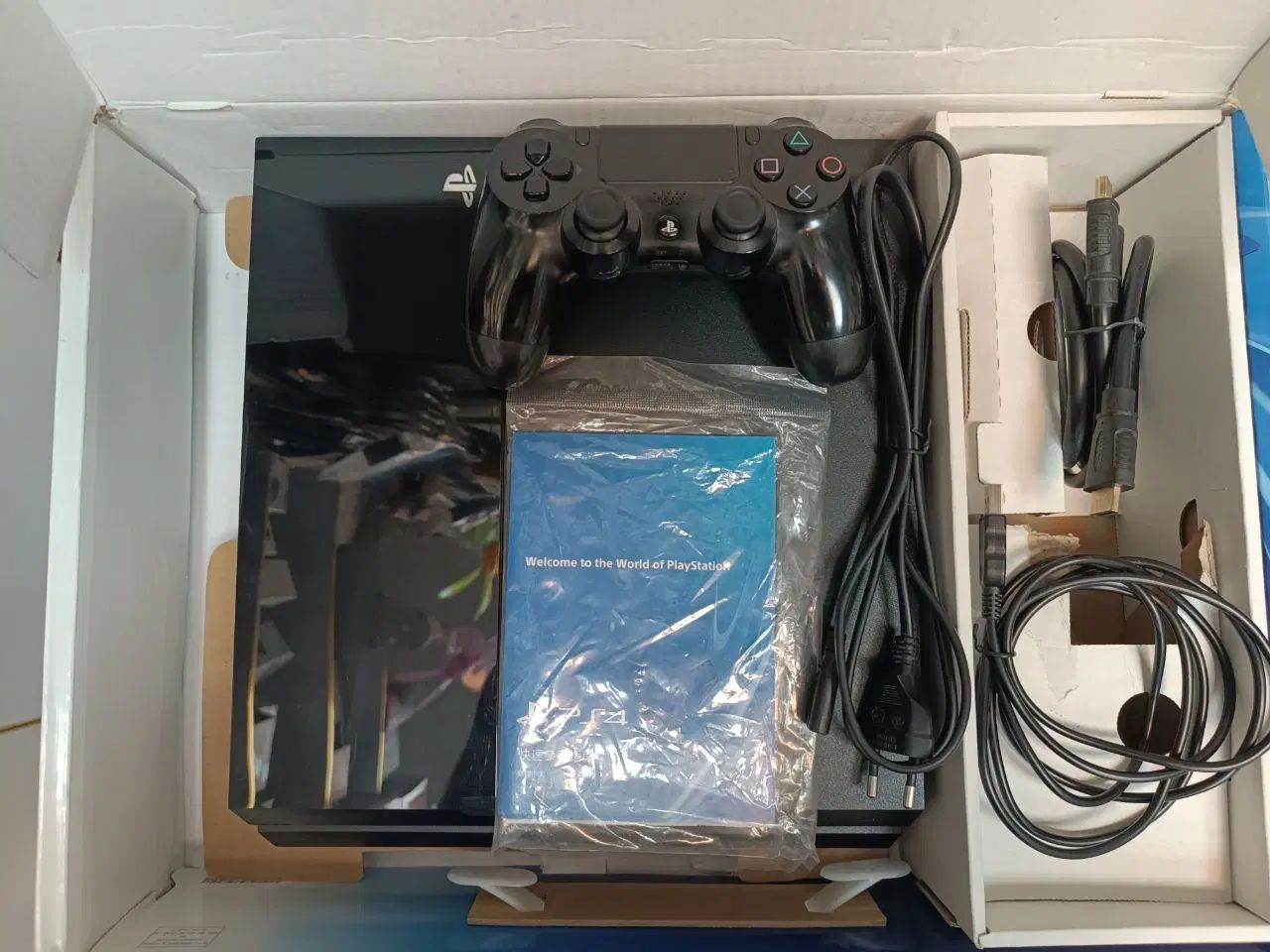 پی اس فور ps4 ۵۰۰ گیگ کپی خور|کنسول، بازی ویدئویی و آنلاین|تهران, دکتر هوشیار|دیوار