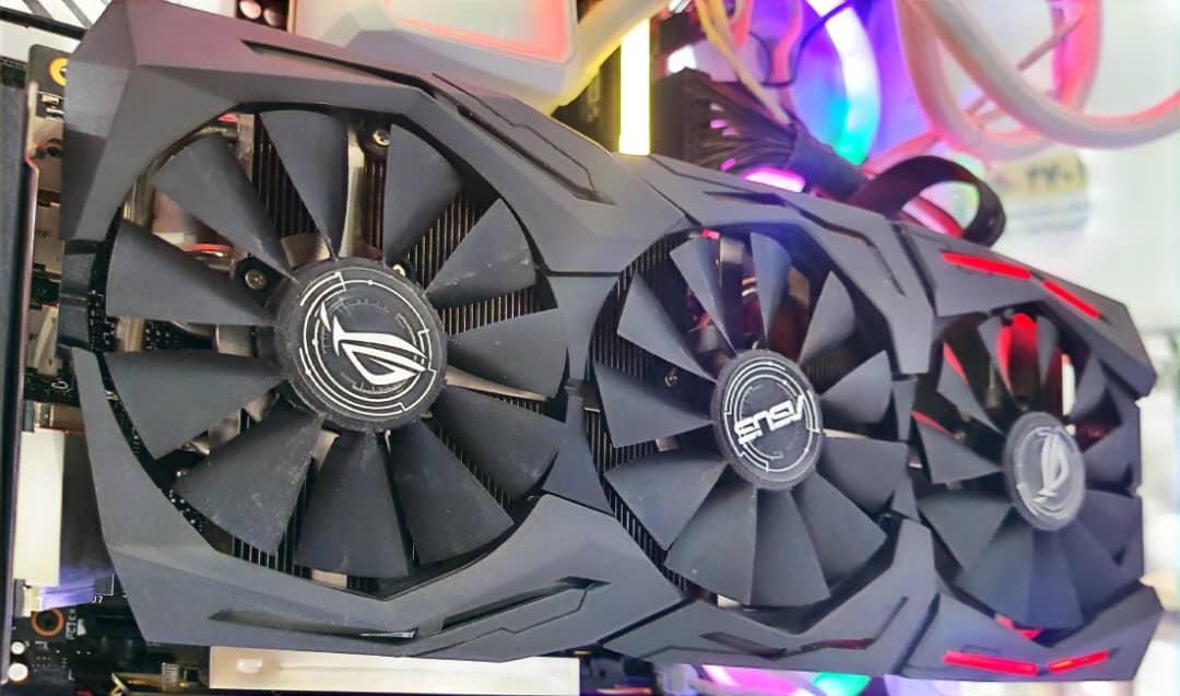 پاور و گرافیک  1070ti rog asus|قطعات و لوازم جانبی رایانه|اصفهان, سعادت‌آباد|دیوار