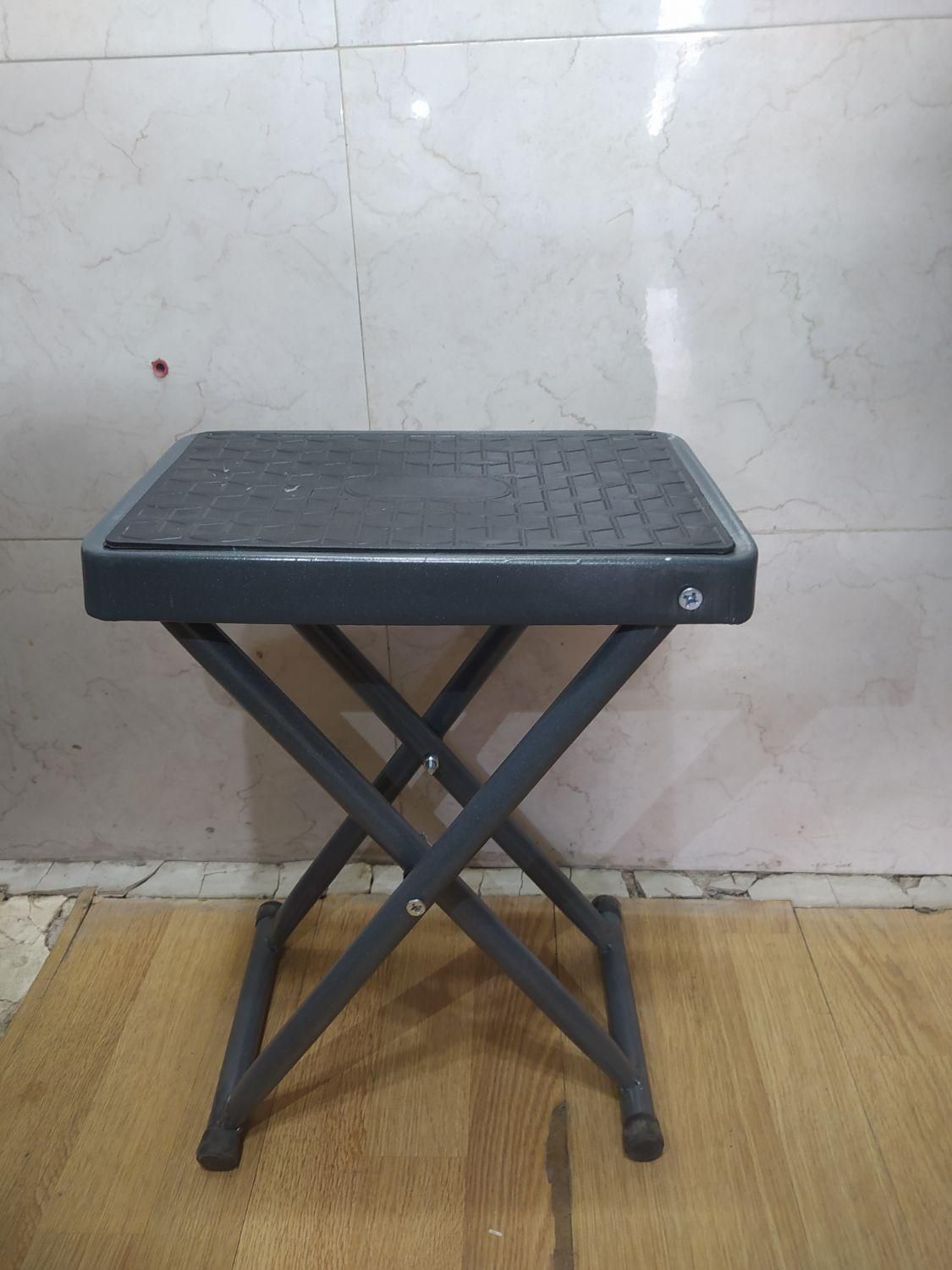 چهارپایه تاشو * فروشگاه پدر و پسر*|ابزارآلات|تبریز, |دیوار