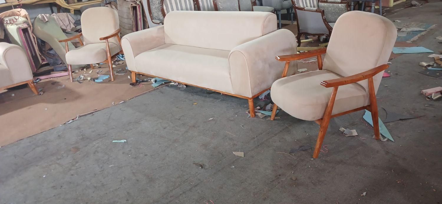 مبل مینیمال ۸نفره تخت خواب شو|مبلمان خانگی و میز عسلی|سبزوار, ابارش|دیوار