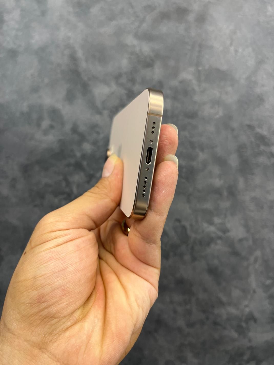 شرایط اقساط و معاوضه iPhone 16 Pro|موبایل|اصفهان, باغ زرشک|دیوار