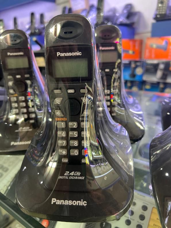 تلفن بی۳۶۱۱ پاناسونیک تمیز سالم با یکسال گارانتتی|تلفن رومیزی|اصفهان, خلجا|دیوار