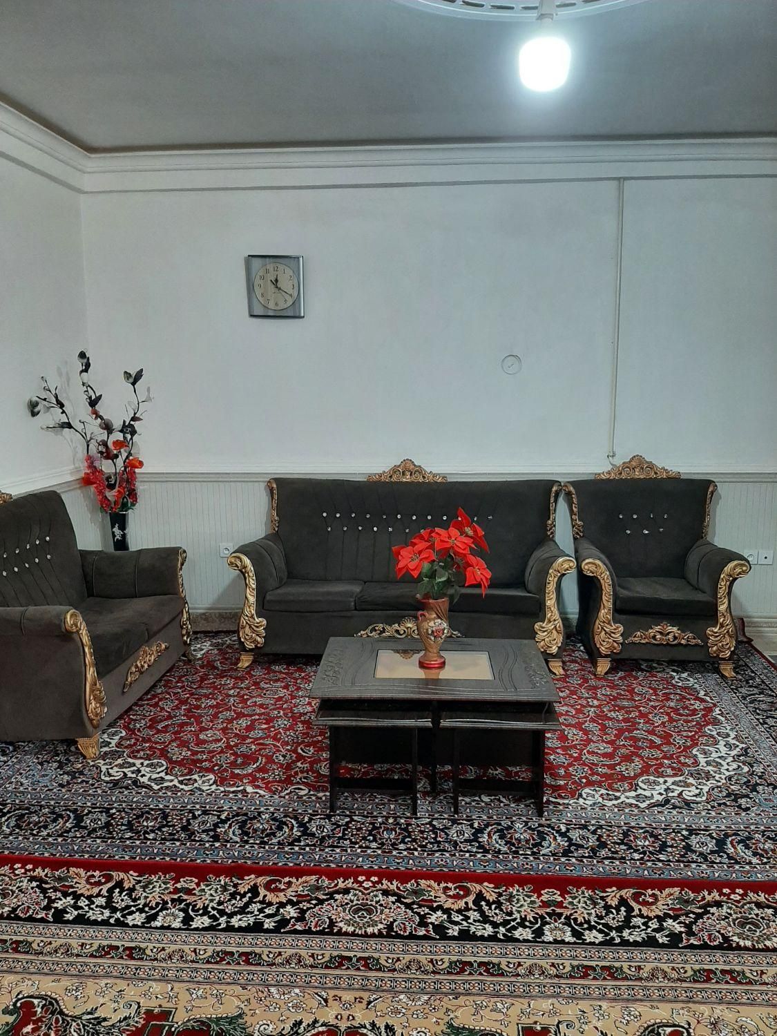 سویت شیک باپارکینگ|اجارهٔ کوتاهمدت آپارتمان و سوئیت|خرمآباد, |دیوار