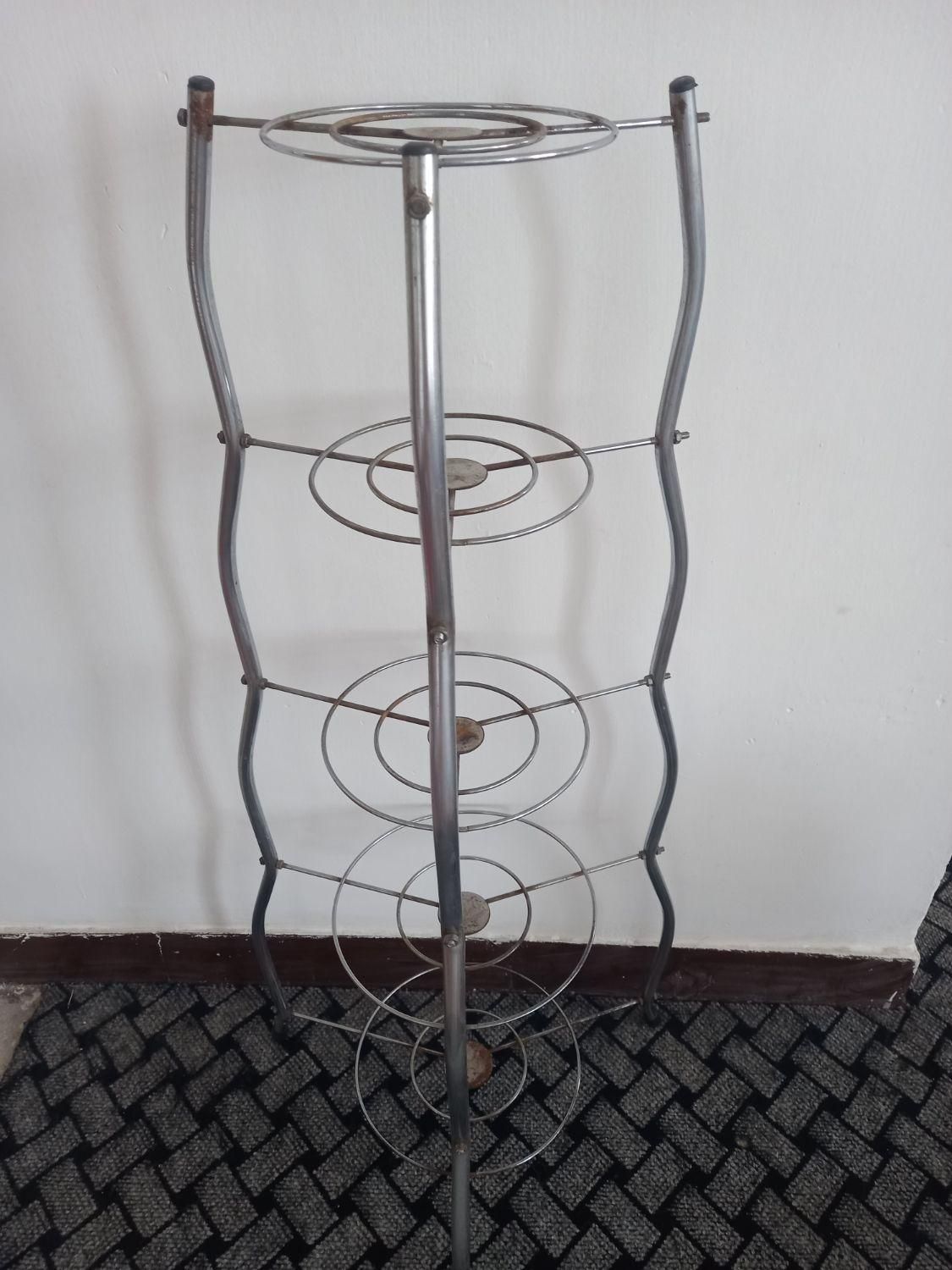 پایه قابلمه|آب‌چکان و نظم‌دهنده ظروف|زاهدان, |دیوار