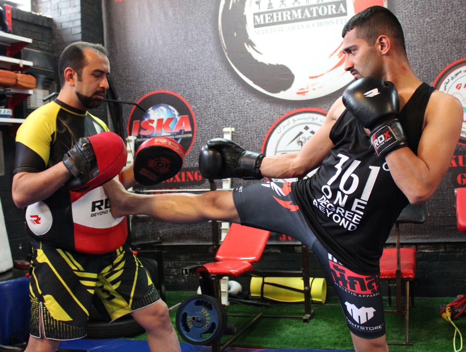 آموزش کیک بوکسینگ و دفاع شخصی حرفه ای|خدمات آموزشی|کرمان, |دیوار