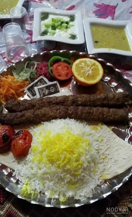یک نفر آشپز برای کافه رستوران غدای ایرانی|استخدام خدمات فروشگاه و رستوران|بم, |دیوار
