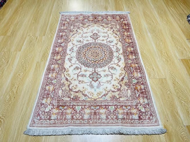 فرش تمام ابریشم قم دست بافت|فرش|تهران, سلسبیل جنوبی|دیوار