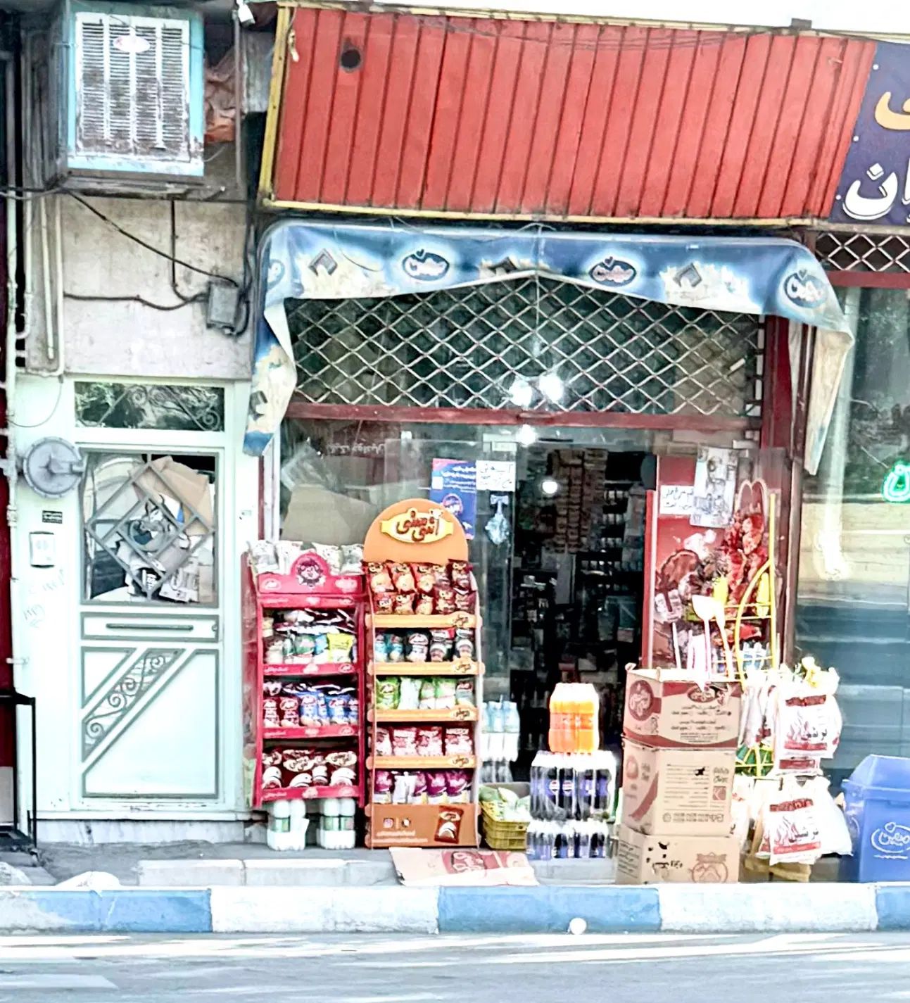 مغازه ۳۰ متری منطقه ۲ زیباشهر محمدیه قزوین|فروش مغازه و غرفه|محمدیه-قزوین, |دیوار