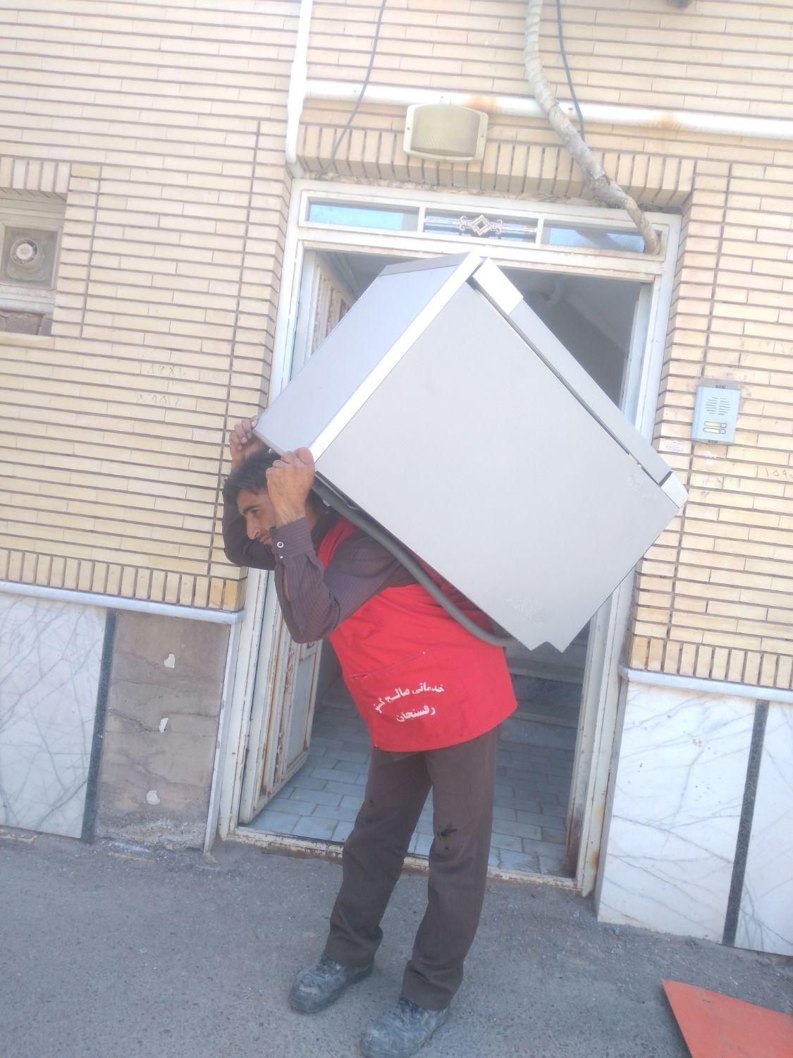 دفتر خدماتی صالح گستر جابجایی اثاث منزل باکارگر|خدمات حمل و نقل|رفسنجان, |دیوار