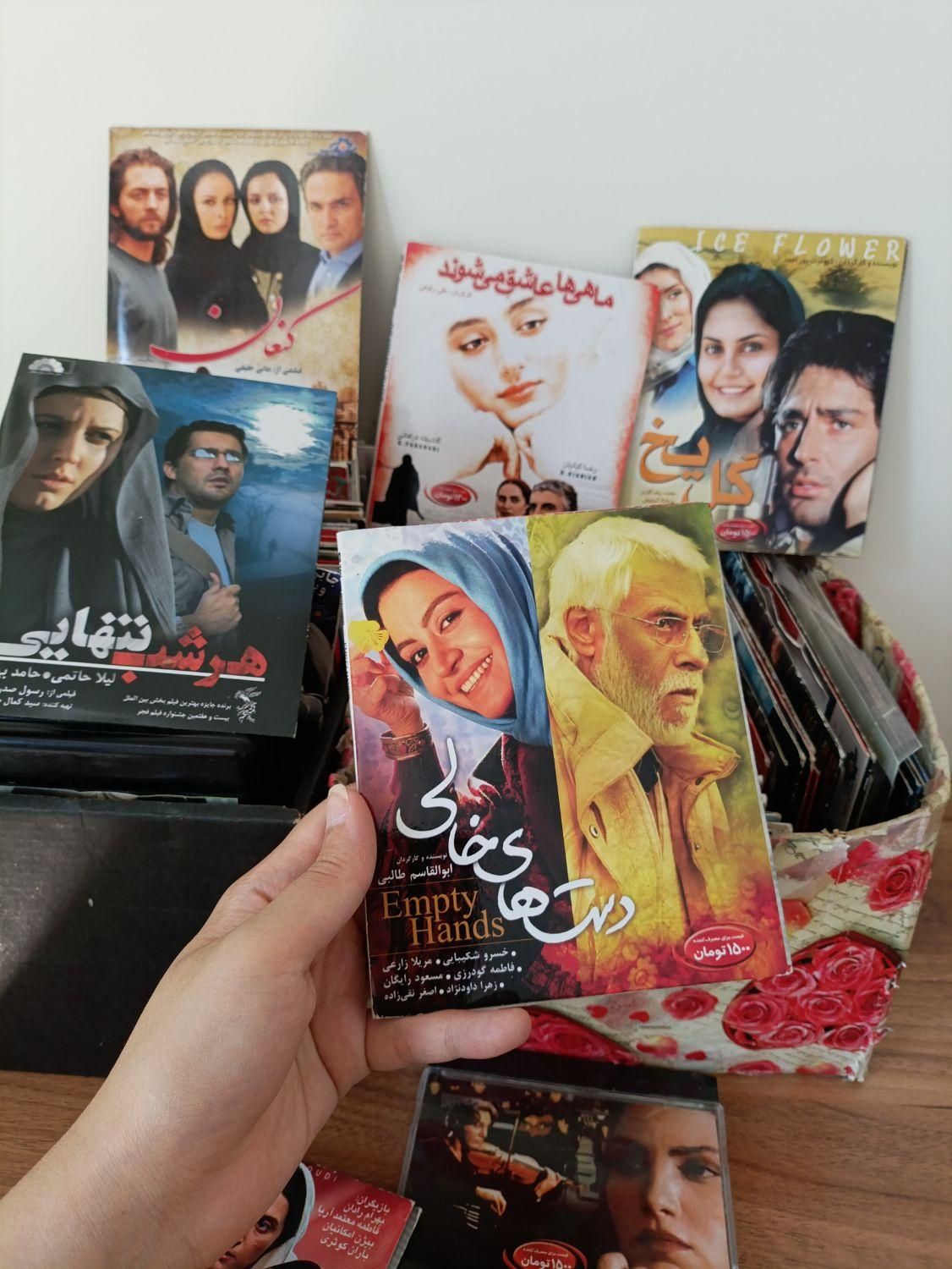 بیش از صد عدد فیلم ایرانی و خارجی|فیلم و موسیقی|تهران, اسکندری|دیوار