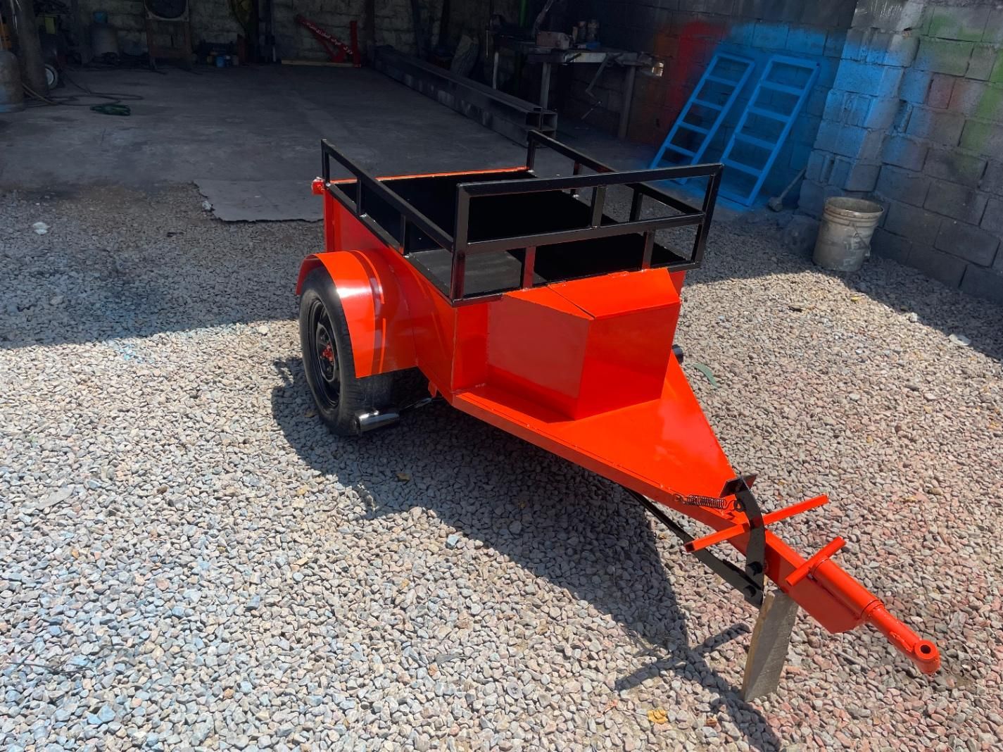 تریلی تیلر|ماشین‌آلات صنعتی|بابل, |دیوار