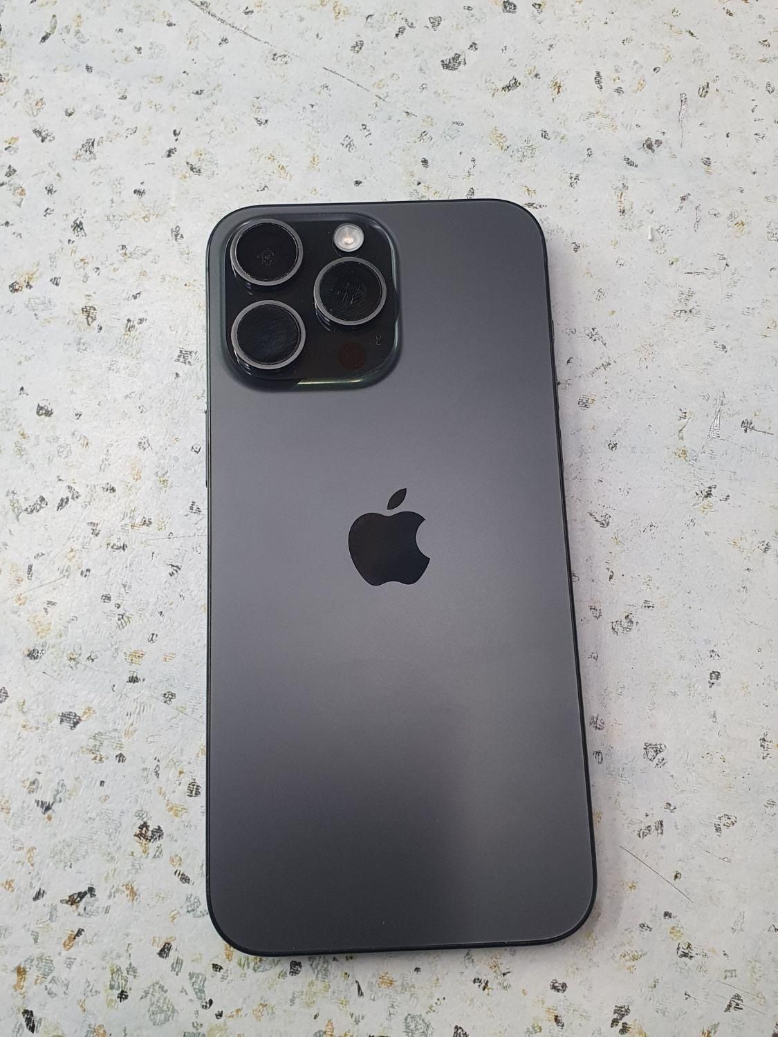اپل iPhone 15 Pro Max با حافظهٔ ۵۱۲ گیگابایت|موبایل|شهرکرد, |دیوار