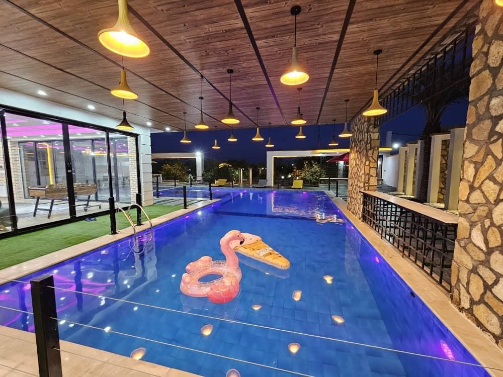 اجاره روزانه ویلا ۲۰۰۰ متری در دزفول آبگرم و سرد|اجارهٔ کوتاهمدت ویلا و باغ|اهواز, زیتون کارمندی|دیوار