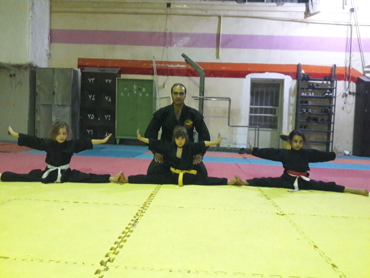 دفاع شخصی ورزشهای رزمی|خدمات آموزشی|بروجرد, |دیوار