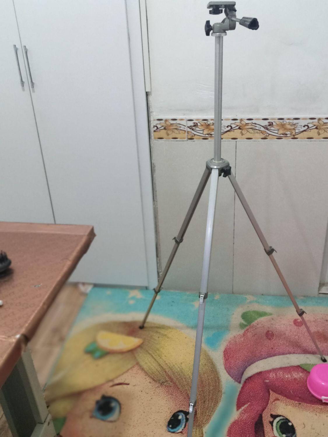 سه پایه دوربین مارک ولبان|دوربین عکاسی و فیلم‌برداری|گلستان (تهران), |دیوار