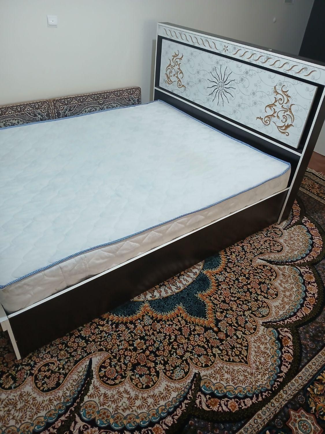 تختخواب ۲نفره|تخت و سرویس خواب|ساوه, |دیوار