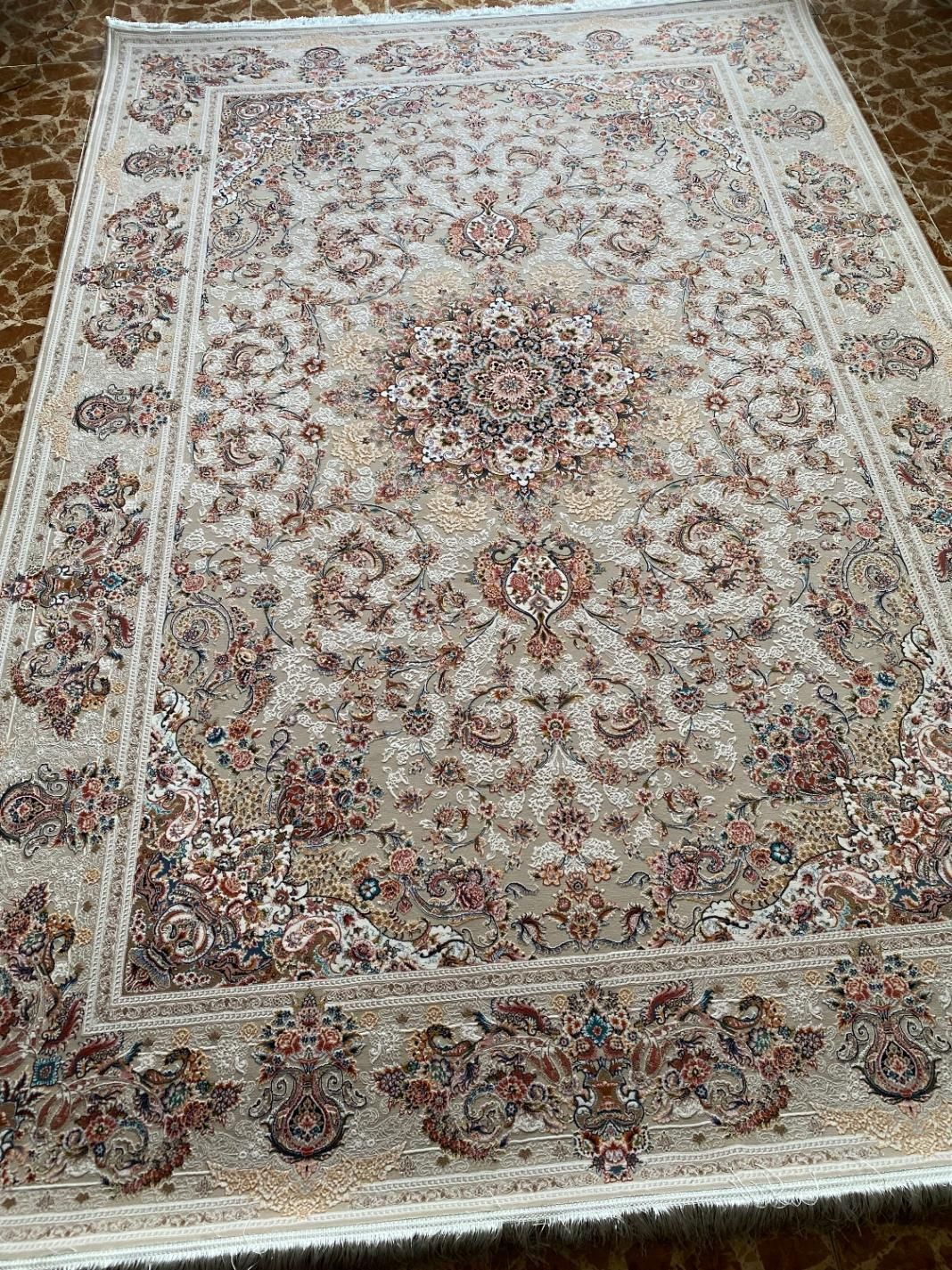 فرش6.9.12متری ریزبافت گل برجسته نخ(فرش کریم زاده)|فرش|تبریز, |دیوار