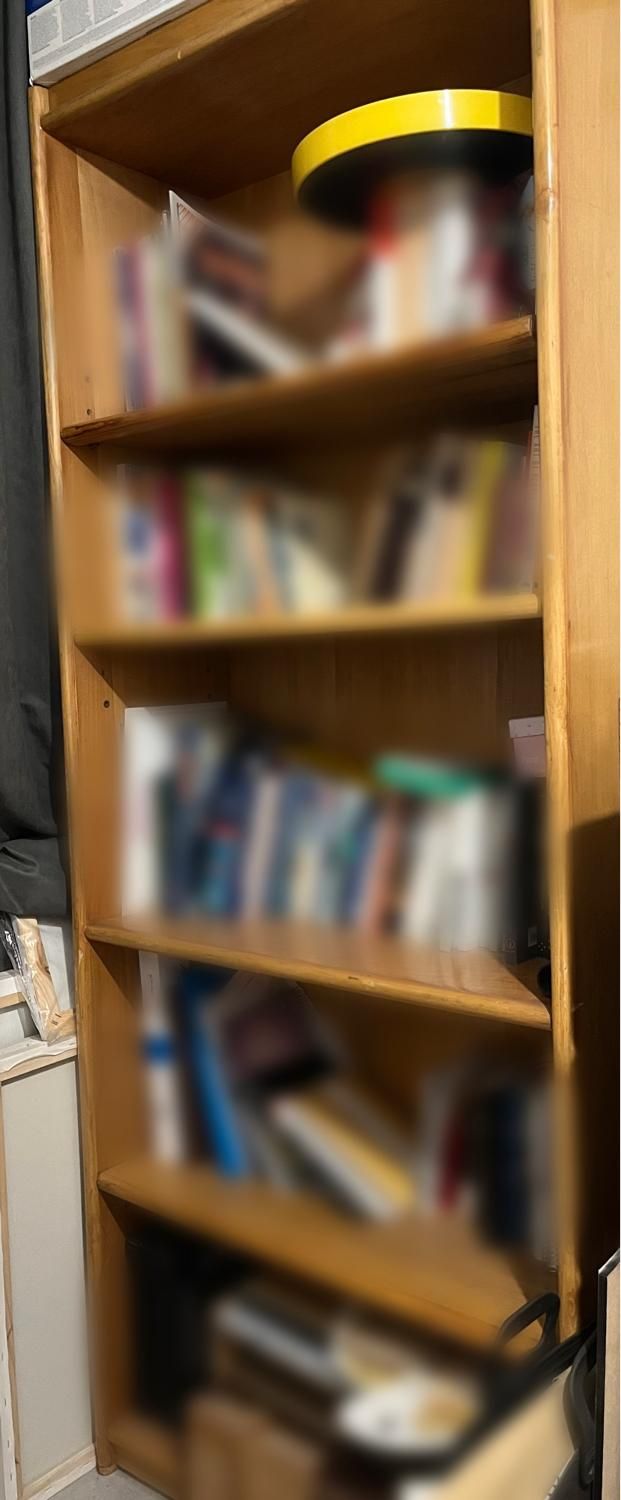 کتابخانه تمام چوبی با قابلیت تنظیم ارتفاع شلف‌ها|کتابخانه، شلف، قفسه‌های دیواری|تهران, صادقیه|دیوار
