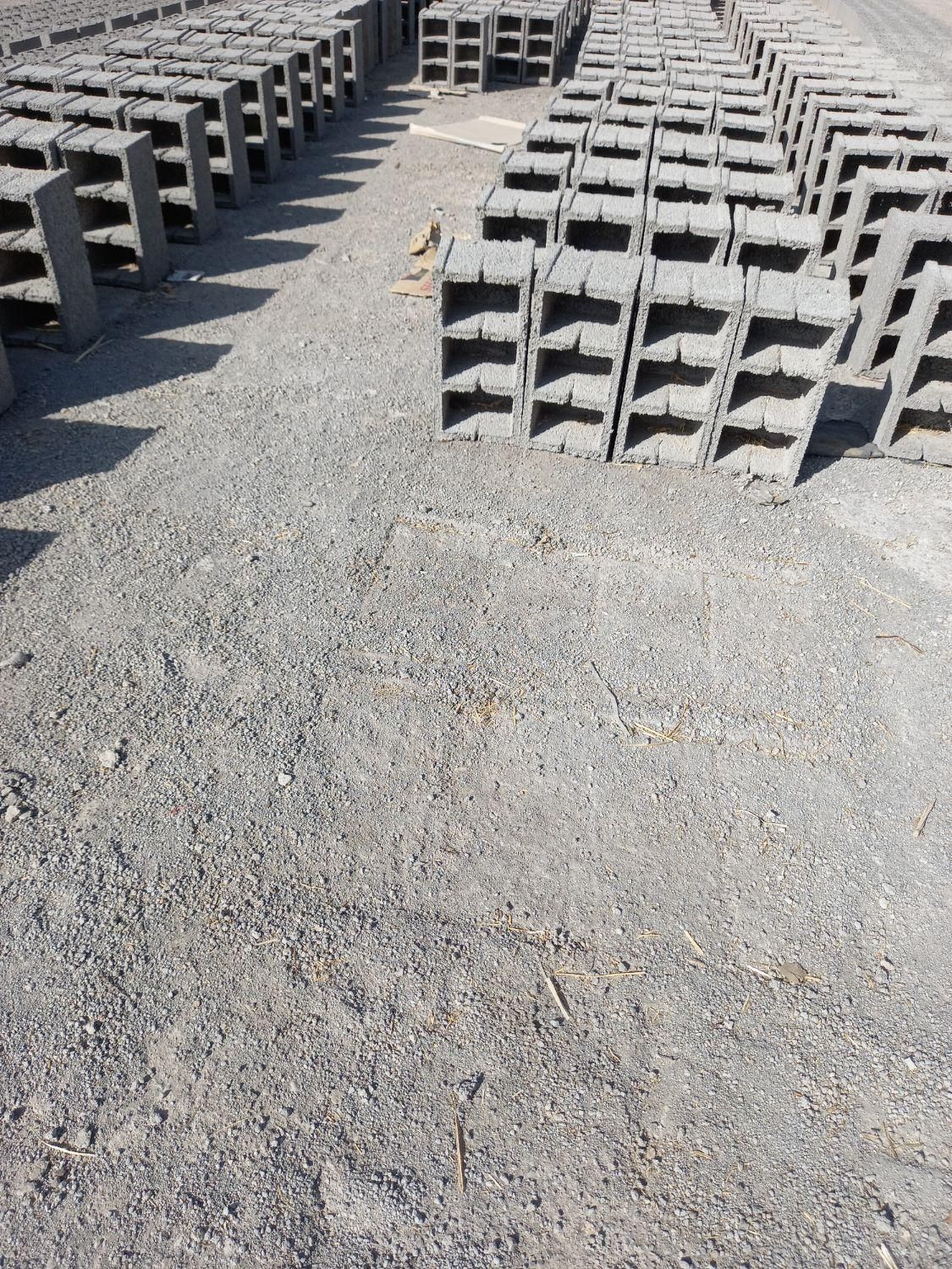 بلوک زنی چمچمال|مصالح و تجهیزات ساختمان|صحنه, |دیوار