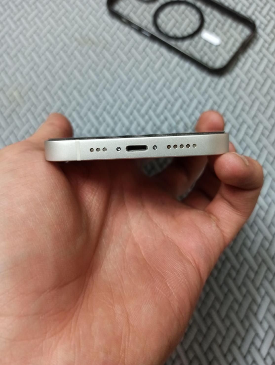 اپل iPhone 13 با حافظهٔ ۱۲۸ گیگابایت|موبایل|تهران, مقدم|دیوار