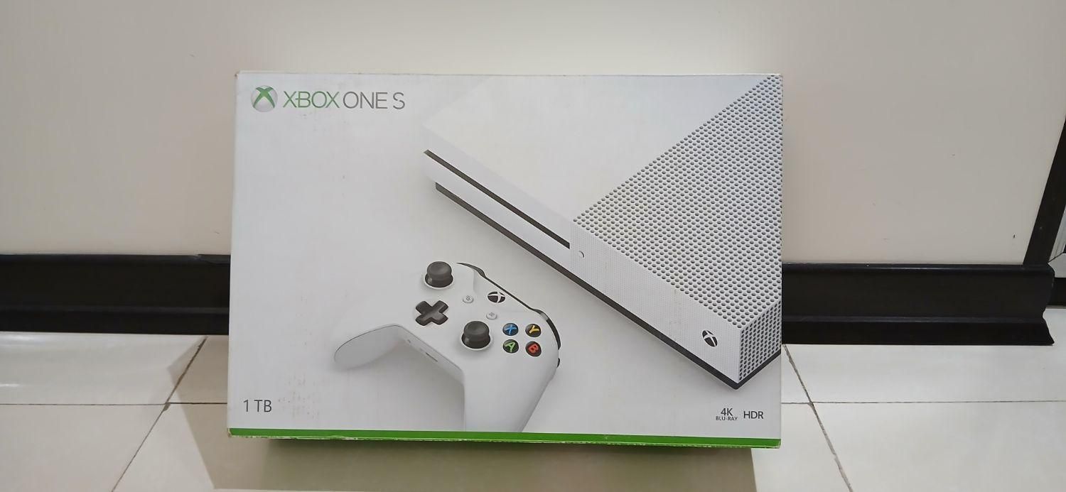 جعبه خالی xbox one s|کنسول، بازی ویدئویی و آنلاین|تهران, نظام‌آباد|دیوار