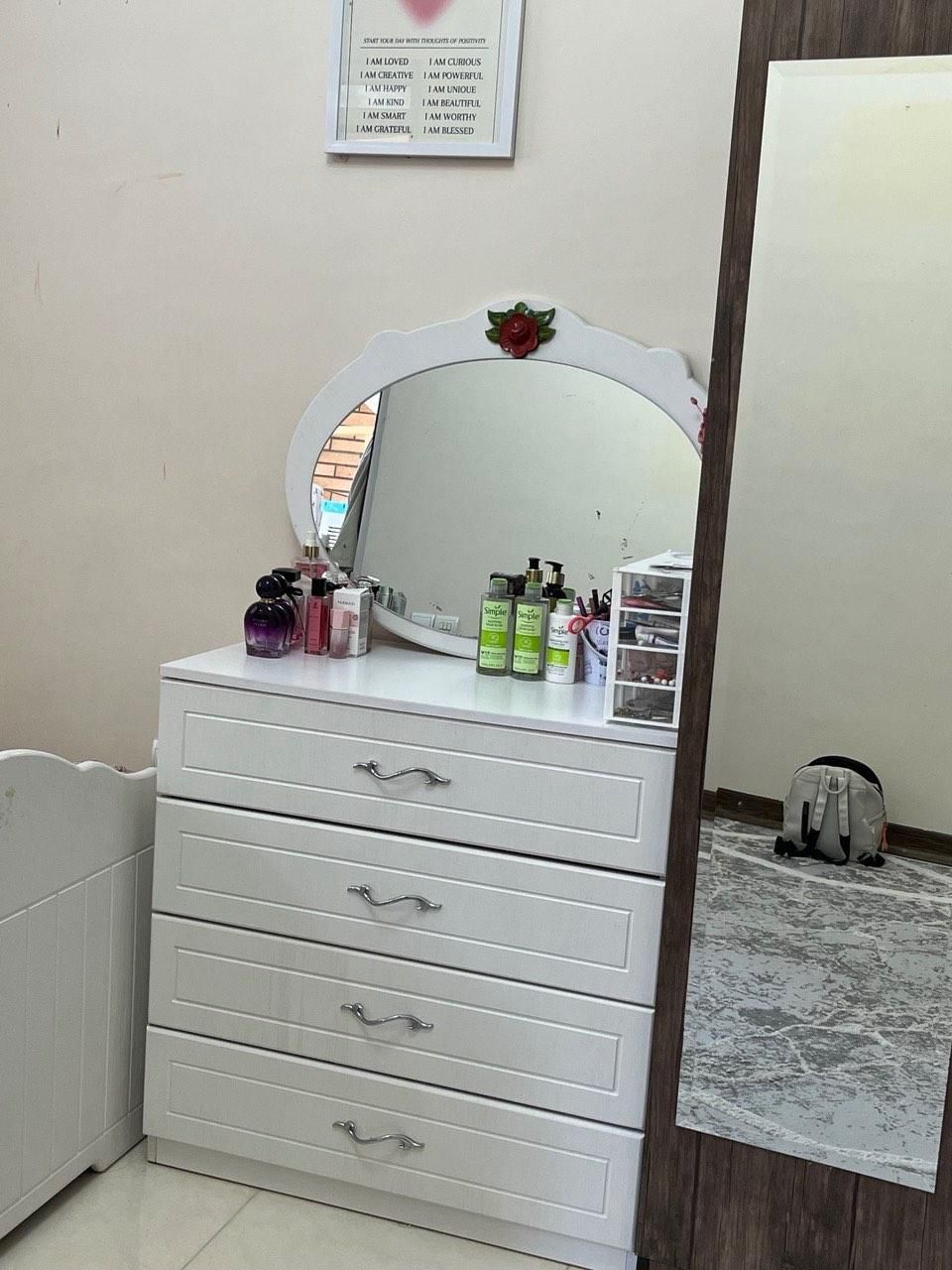 تخت تک نفره کشودار با میز آرایش|تخت و سرویس خواب|تهران, جوادیه|دیوار