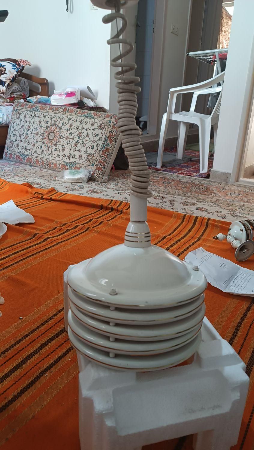 فروش لوستر آهنی سفید و لوستر کوچک دیواری|لوستر و چراغ آویز|تهران, بریانک|دیوار