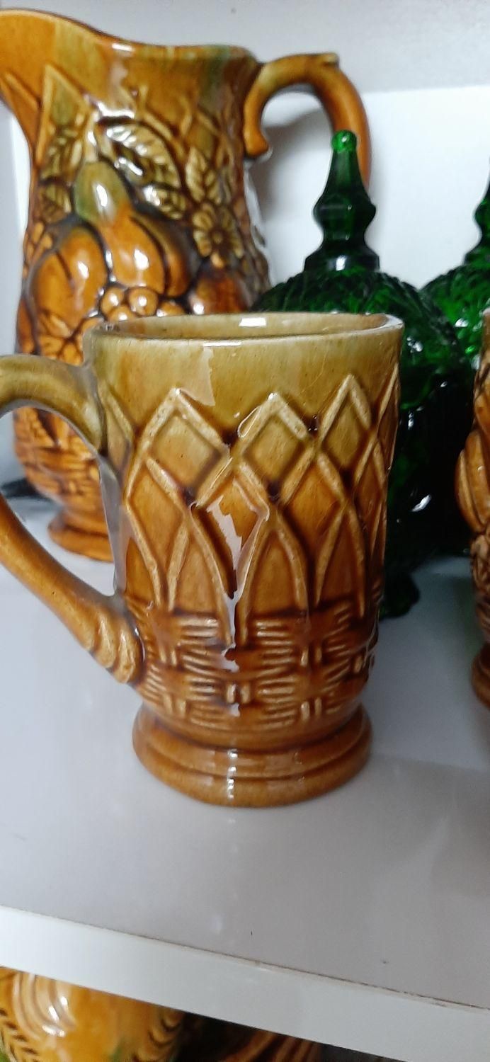 پارچه و لیوان شکلات خوری  انگورخوری قدیمی|صنایع دستی و سایر لوازم تزئینی|مشهد, هنرستان|دیوار