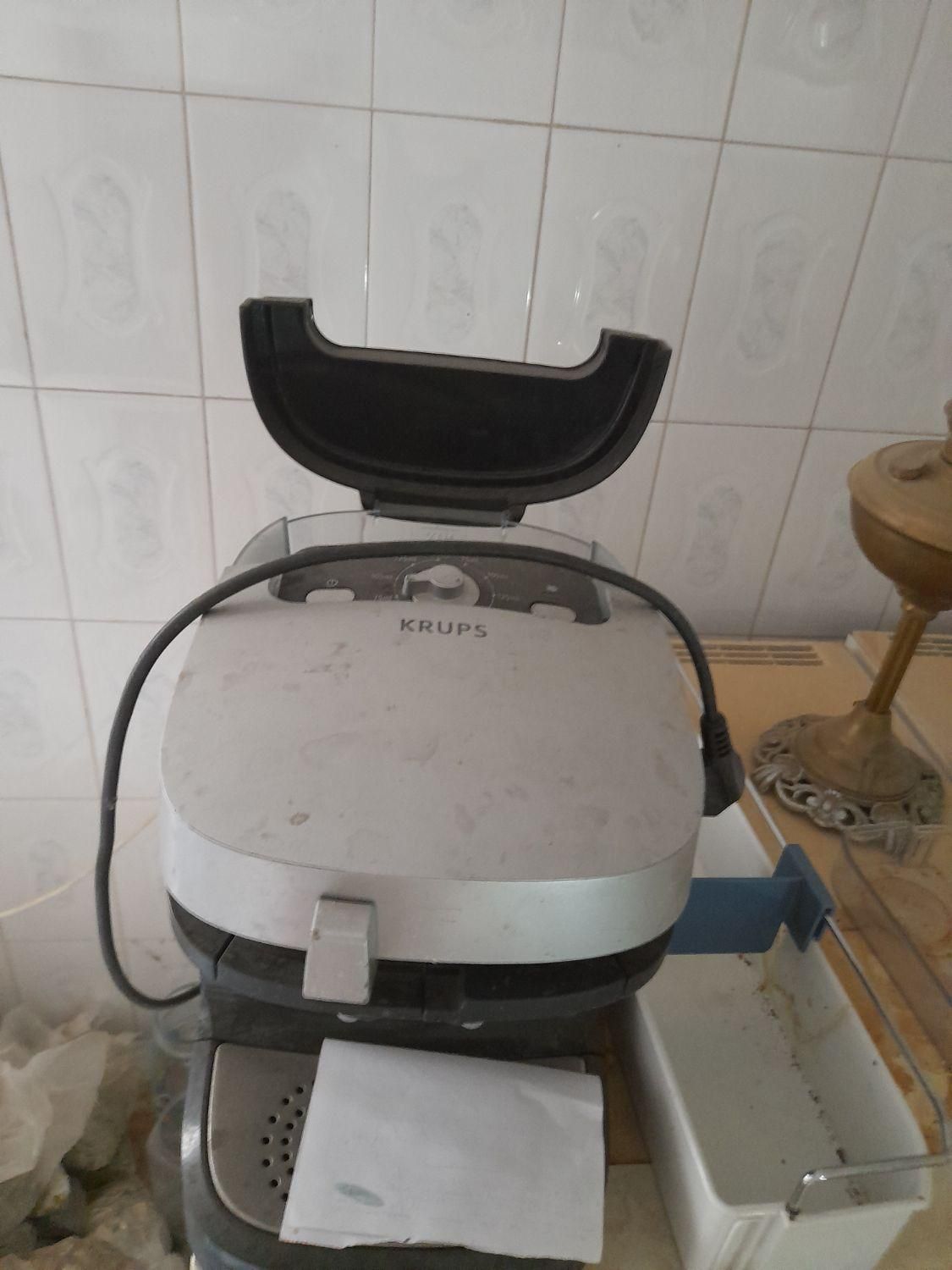 تعدادی لوازم خونگی|سماور، چای‌ساز، قهوه‌ساز|اصفهان, دشتستان|دیوار