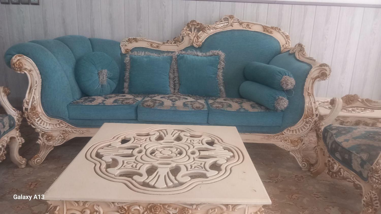 مبل سلطنتی ۹نفره شیک|مبلمان خانگی و میز عسلی|برخوار, |دیوار