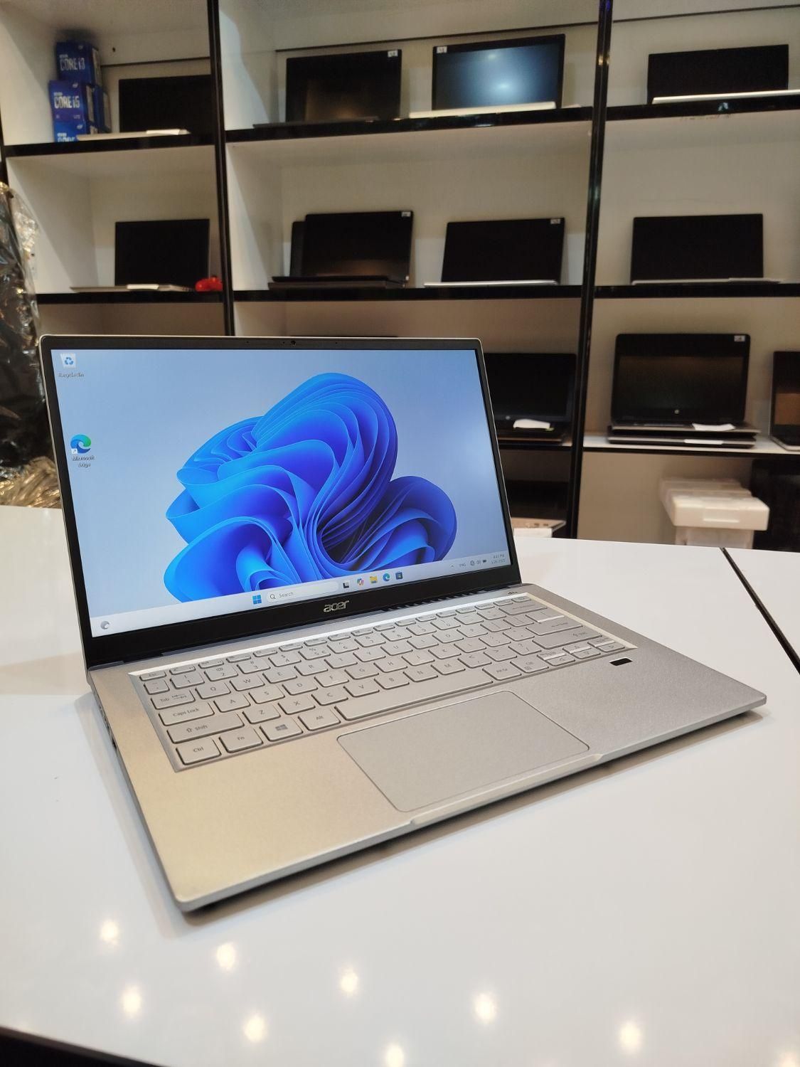 لپتاپ Acer Swift نسل 11،زینی وند ،بالا علاالدین|رایانه همراه|خرم‌آباد, |دیوار